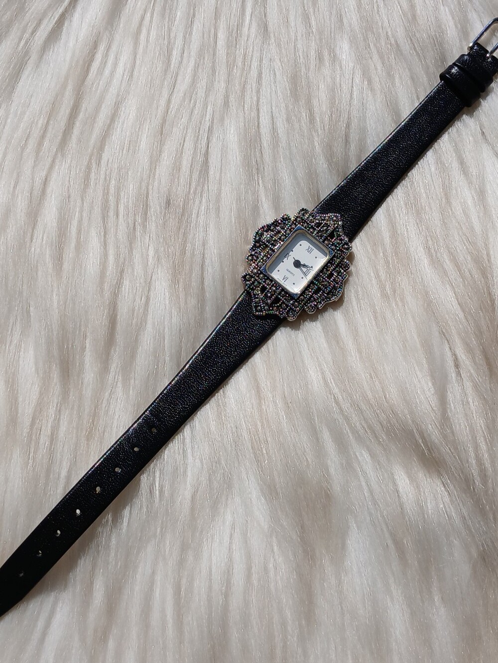 Vintage Avon Marcasite Watch 90s 1990s Fashion Wrist Jewelry Black Leather Stone - Picture 4 of 8